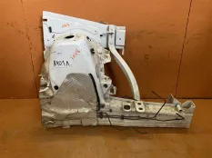 Лонжерон передний левый Jeep Grand Cherokee WK2