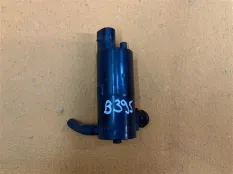 Насос бачка омывателя Chevrolet Tahoe GMT900 5.3