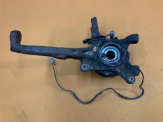 Кулак поворотный передний левый Toyota Tundra XK50