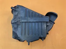 Корпус воздушного фильтра Jeep Wrangler JK 3.6