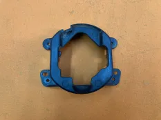 Кронштейн противотуманной фары передний Jeep Grand