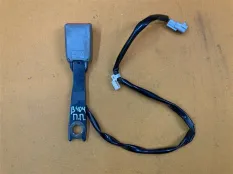 Замок ремня безопасности передний правый Toyota