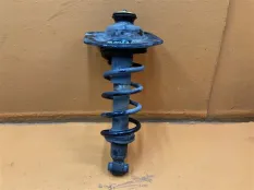 Стойка амортизатора задняя левая Chevrolet Camaro