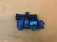 Блок клапанов пневмоподвески передний Land Rover