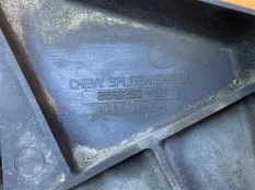 Кронштейн бампера передний левый Chevrolet Tahoe