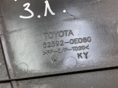 Пыльник бампера задний левый Toyota Highlander