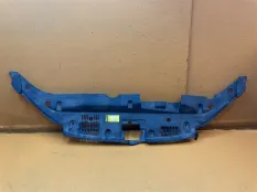 Накладка замка капота Toyota Highlander XU50 3.5