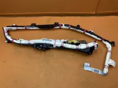 Шторка безопасности правая Toyota Highlander XU50