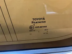 Форточка багажника задняя левая Toyota Highlander