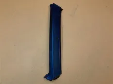 Молдинг лобового стекла левый Hummer H2 6.0 2003