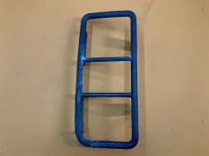 Накладка фонаря задняя левая Hummer H2 6.0 2003