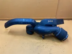 Патрубок воздушного фильтра Hummer H2 6.0 2003