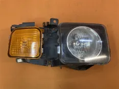 Фара галогеновая передняя правая Hummer H3 3.5