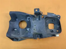 Кронштейн фары передний левый Hummer H3 3.5 2006