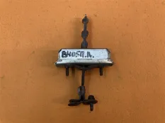 Ограничитель двери передний левый Hummer H2 6.0