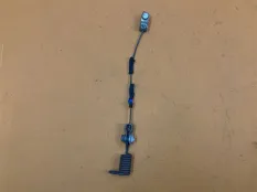 Ограничитель капота Hummer H2 6.0 2003