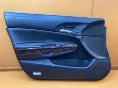 Обшивка двери передняя левая Honda Crosstour 3.5