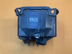 Кожух аккумулятора Ford Mustang 6 2.3 2019