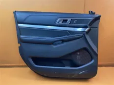 Обшивка двери передняя левая Ford Explorer U502