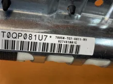 Шторка безопасности левая Honda Pilot 3 3.5 2017