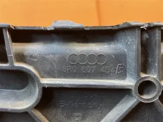 Кронштейн бампера задний правый Audi Q5 8R 2.0