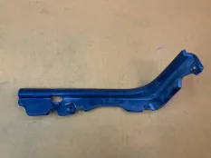 Кронштейн фары передний правый Chevrolet Camaro 5