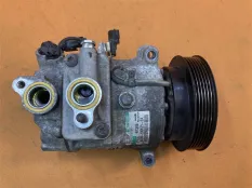 Компрессор кондиционера Land Rover Freelander L359