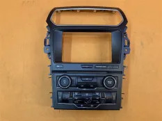 Блок управления климат-контролем и магнитолой Ford