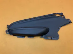 Подлокотник двери левый Chevrolet Camaro 6 2.0