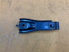 Кронштейн упора капота Subaru Forester SK 2.5 2020