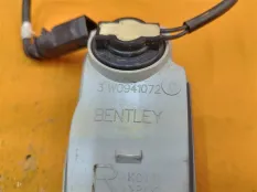 Фонарь заднего хода задний правый Bentley