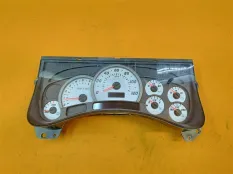 Приборная панель Hummer H2 6.0 2003