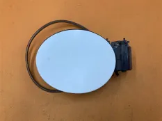 Лючок бензобака Land Rover Discovery Sport L550