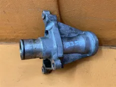 Кронштейн промежуточного вала Jaguar F-Pace X761