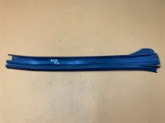 Молдинг лобового стекла передний левый Chevrolet