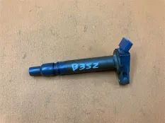 Катушка зажигания Toyota Tundra XK50 5.7 2010