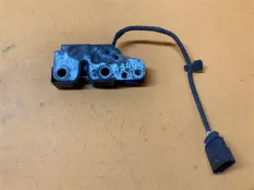 Замок капота Porsche Cayenne 958 4.8 2014