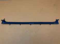 Молдинг стекла двери задний правый Hummer H2 6.0