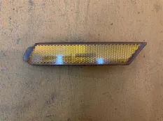 Фонарь габаритного освещения передний левый