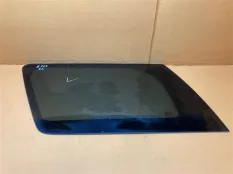 Форточка багажника левая Chevrolet Tahoe GMT900