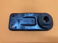 Кронштейн радиатора Ford Mustang 6 2.3 2017