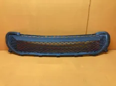 Решетка бампера Land Rover Freelander LR2 2.0 2014