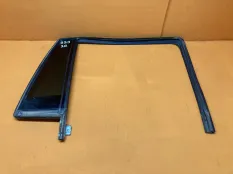 Форточка двери задняя правая Chevrolet Tahoe K2