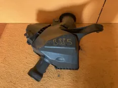 Корпус воздушного фильтра Hummer H3 3.5 2006