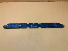 Кронштейн радиатора верхний Toyota Sienna 2 3.5