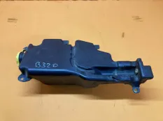 Бачок омывателя Dodge RAM 5.7 2013