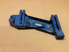 Кронштейн фары передний правый Infiniti FX35 S51