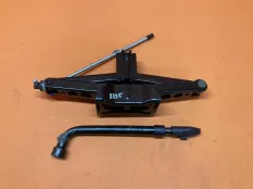 Домкрат Land Rover Evoque L538 2.0 БЕНЗ 2013