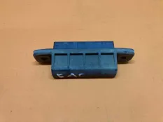 Кнопка багажника Toyota Sienna 3 3.5 2011