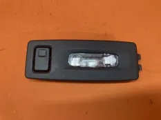 Плафон освещения задний правый Ford Explorer U502
